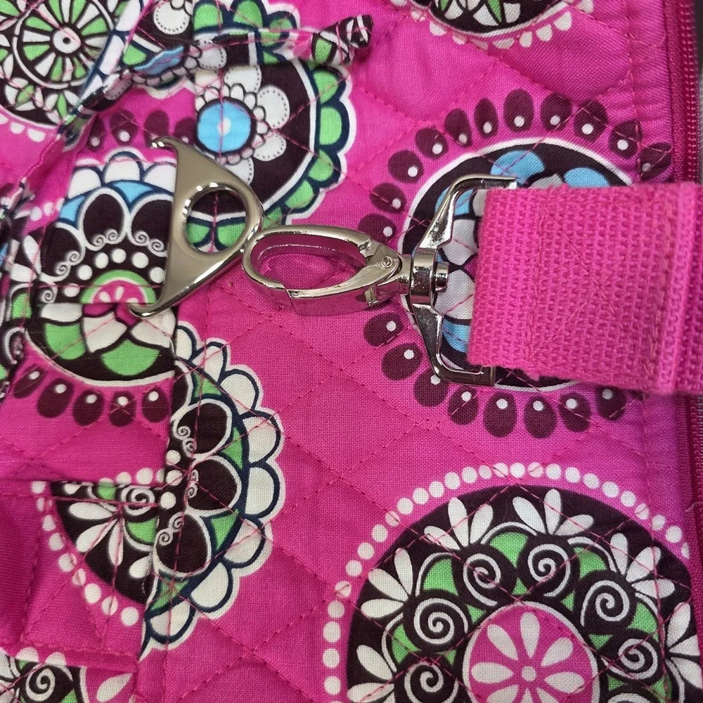 NEW Vera Bradley Cupcake Pink Garment Bag w/Geometric Floral Pattern New w/o Tag